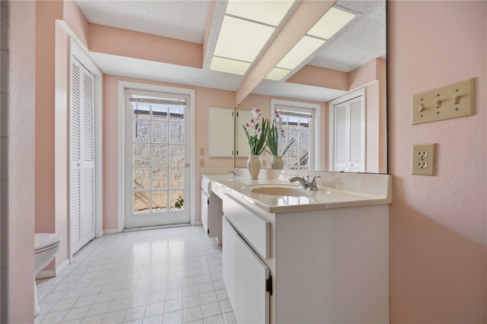HOURGLASS LAKES PH 1 - Residential