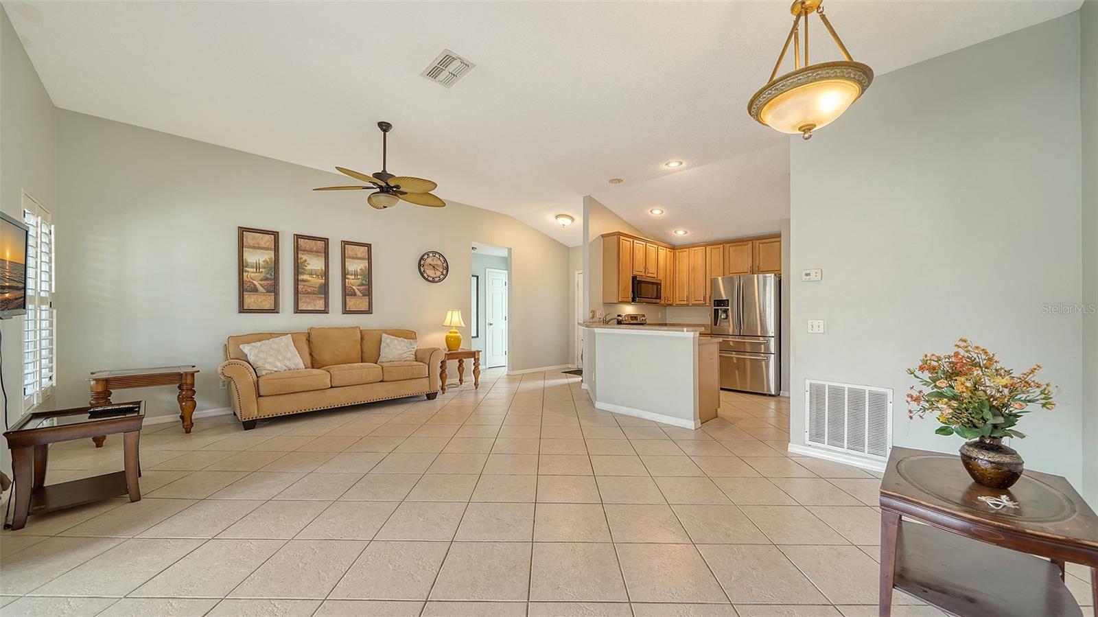 WELLINGTON CHASE - Residential