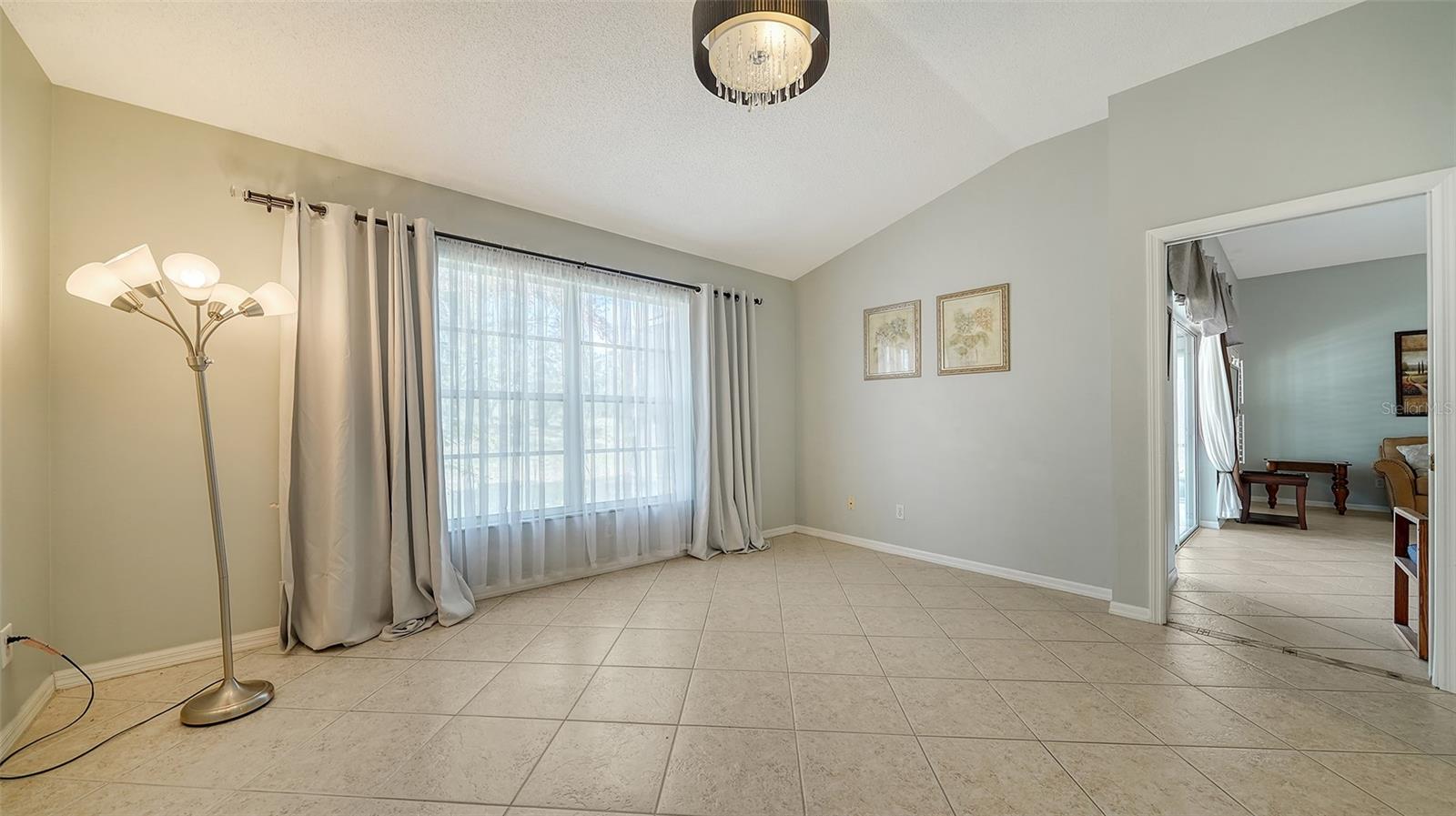 WELLINGTON CHASE - Residential