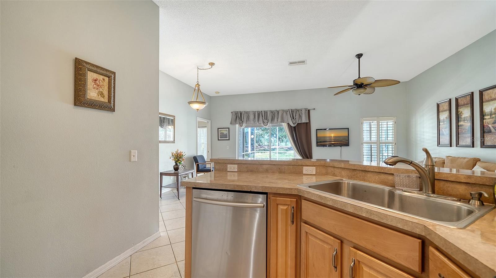 WELLINGTON CHASE - Residential