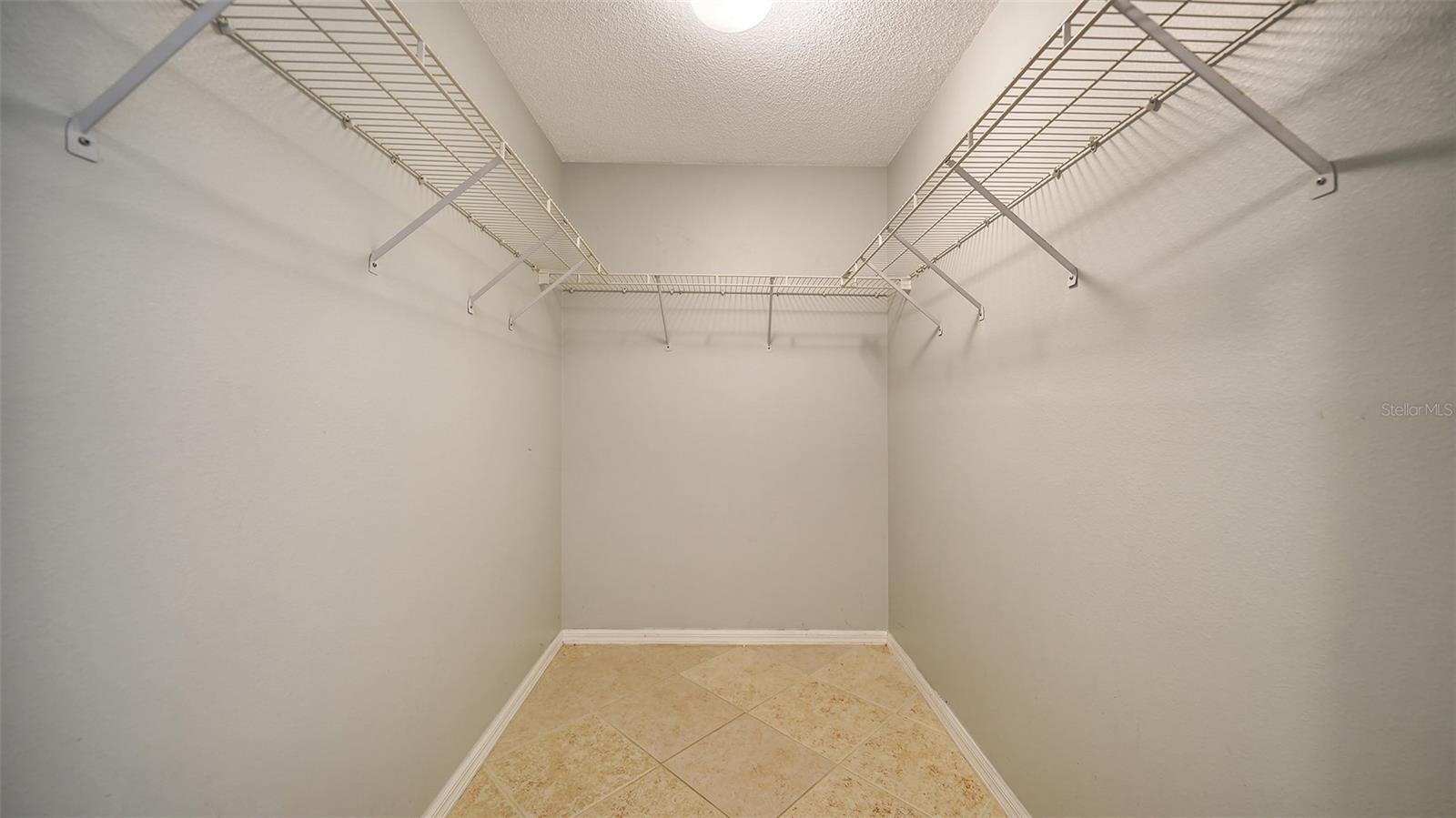 WELLINGTON CHASE - Residential