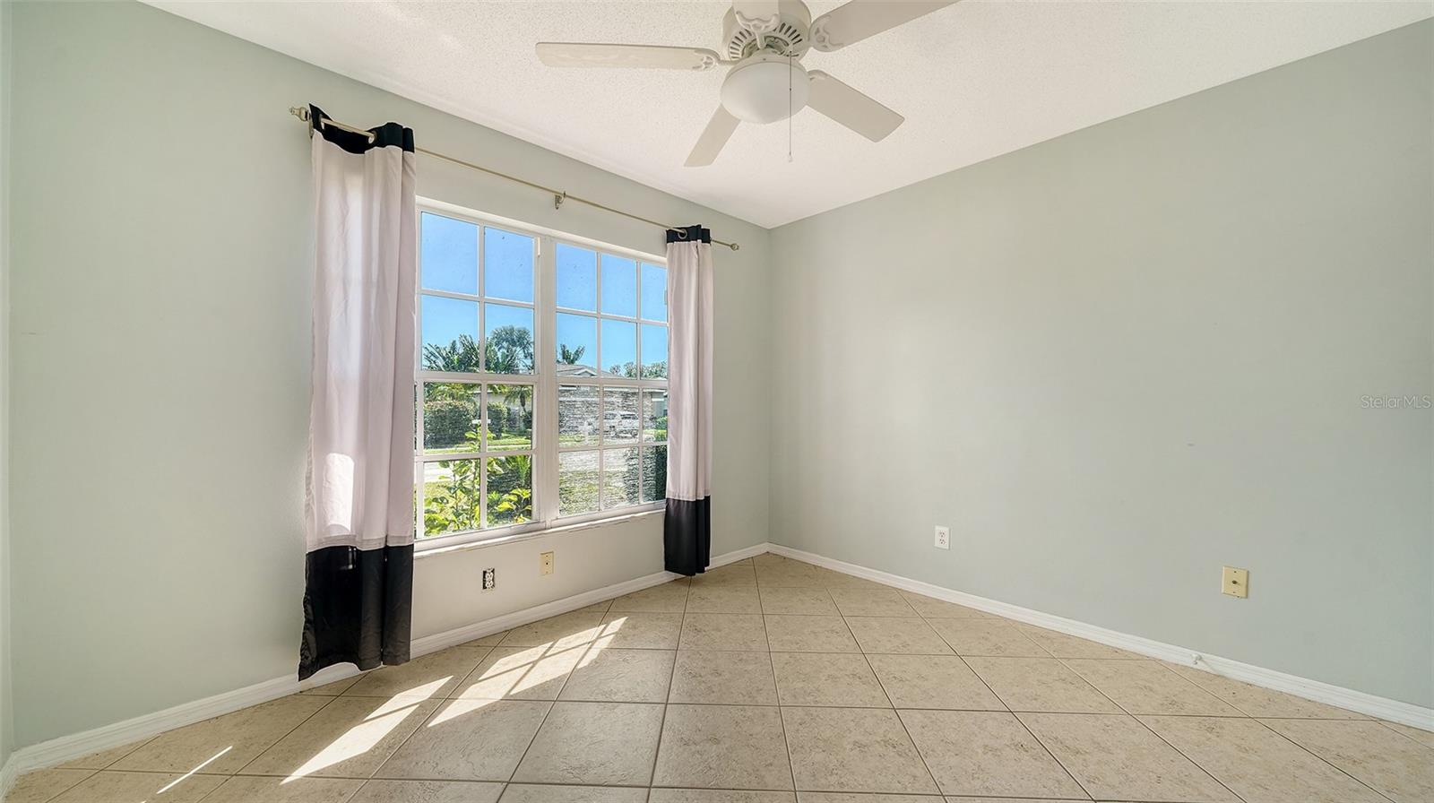 WELLINGTON CHASE - Residential