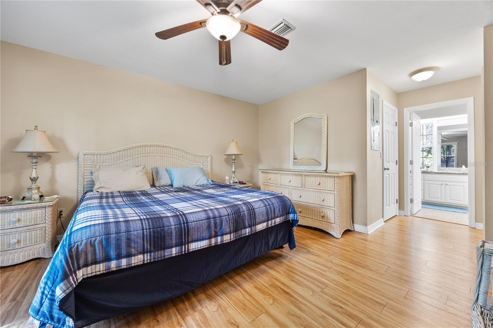 FOREST COUNTRY - Residential