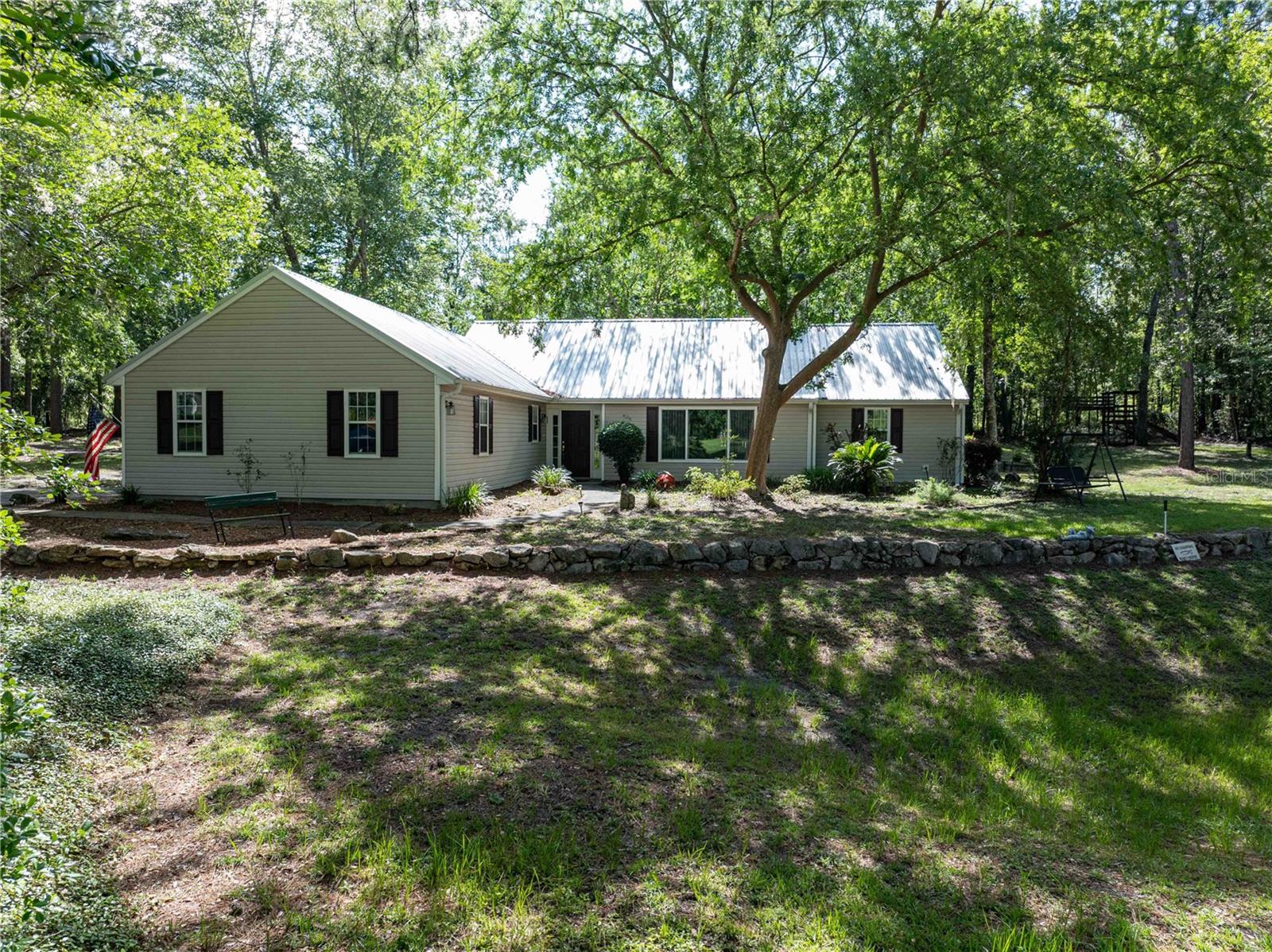 FOREST COUNTRY - Residential