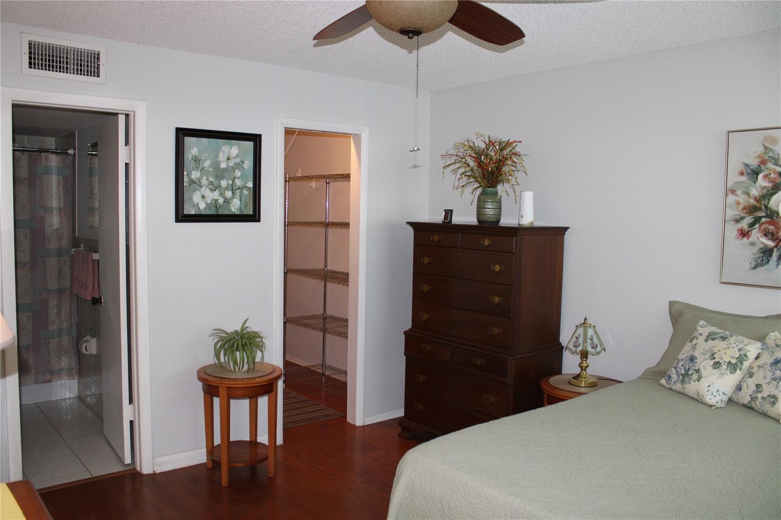 LAKEVIEW OF LARGO - Residential Lease