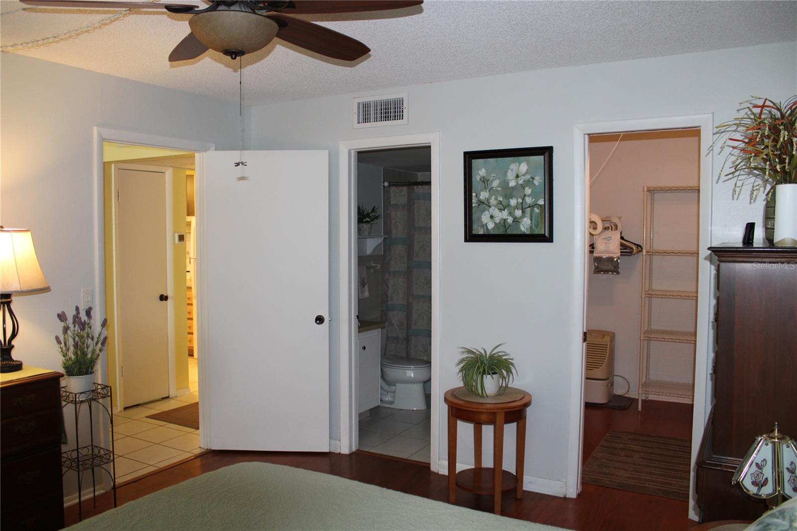 LAKEVIEW OF LARGO - Residential Lease