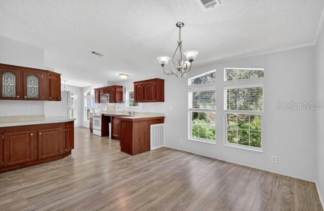 WOODS & LAKES - Residential