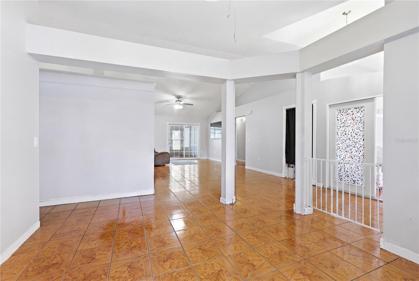 DELTONA LAKES UNIT 20 - Residential