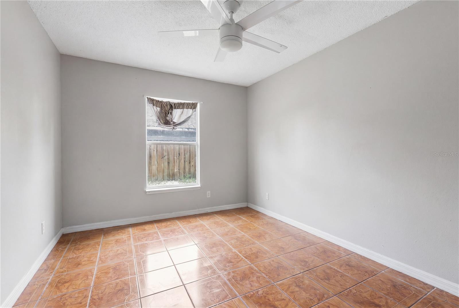 DELTONA LAKES UNIT 20 - Residential