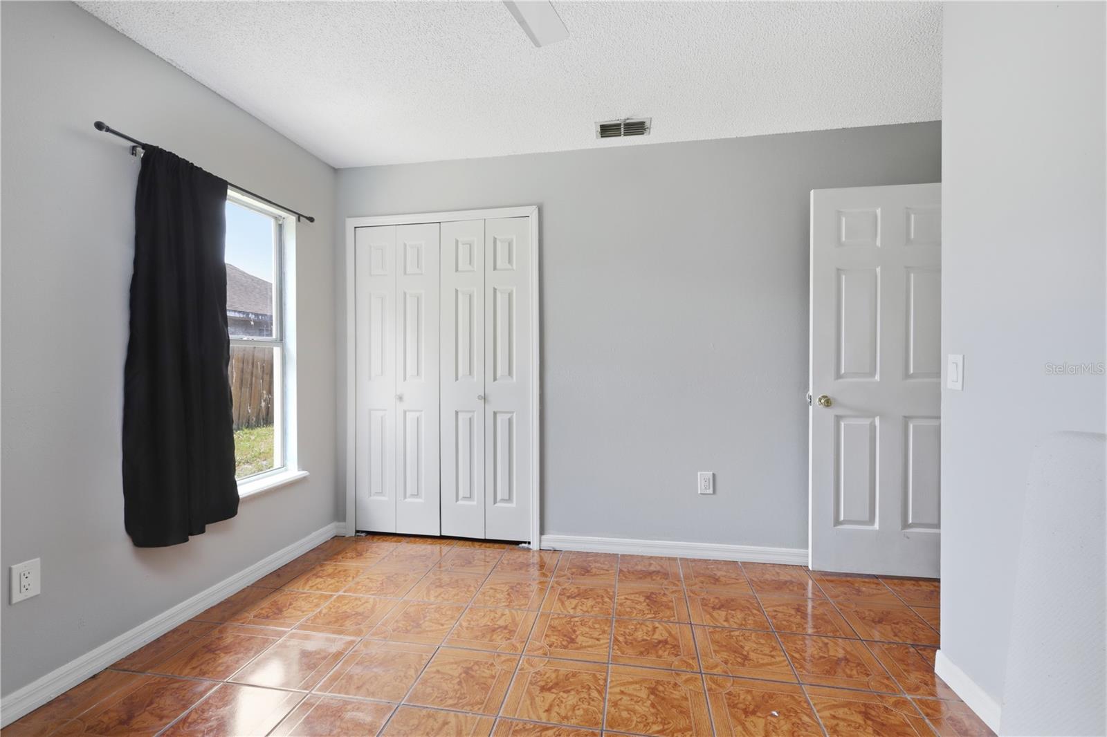 DELTONA LAKES UNIT 20 - Residential