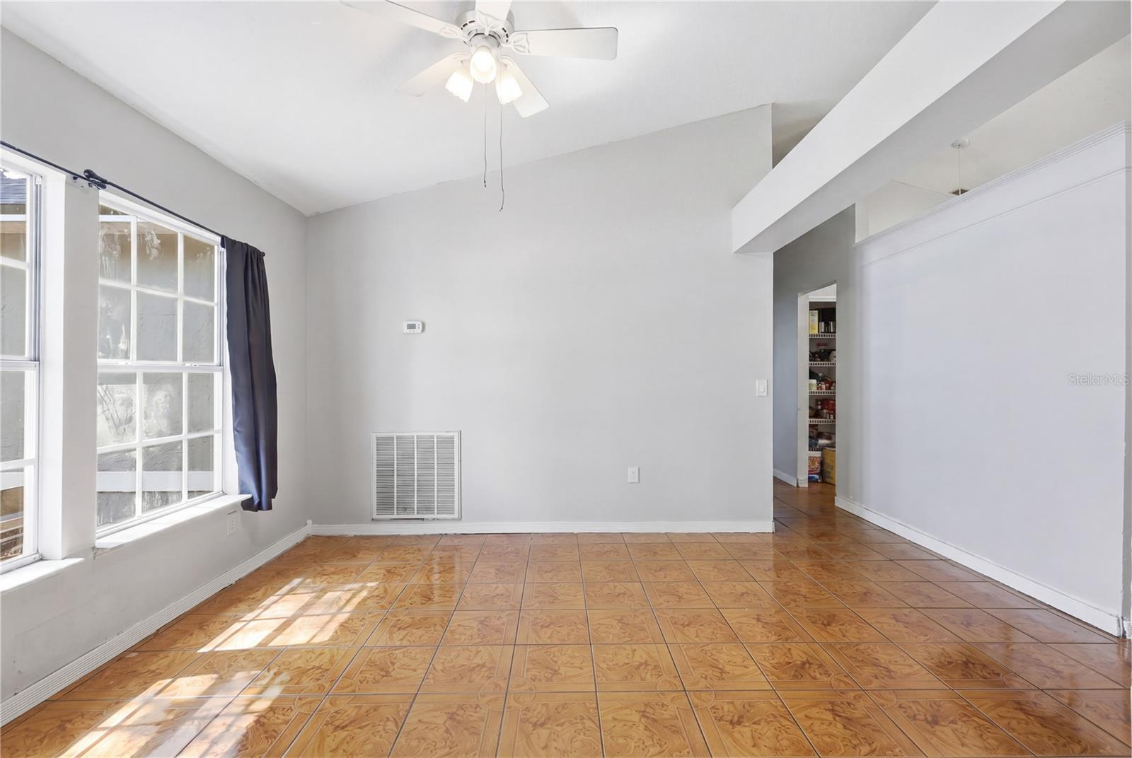 DELTONA LAKES UNIT 20 - Residential
