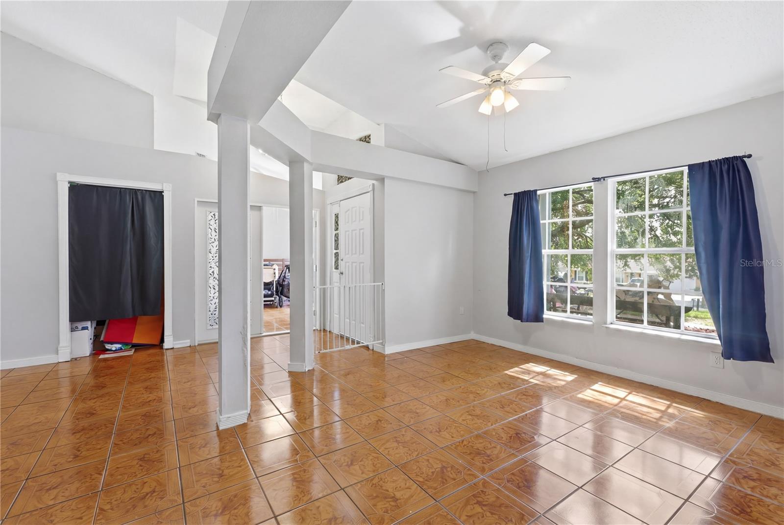 DELTONA LAKES UNIT 20 - Residential