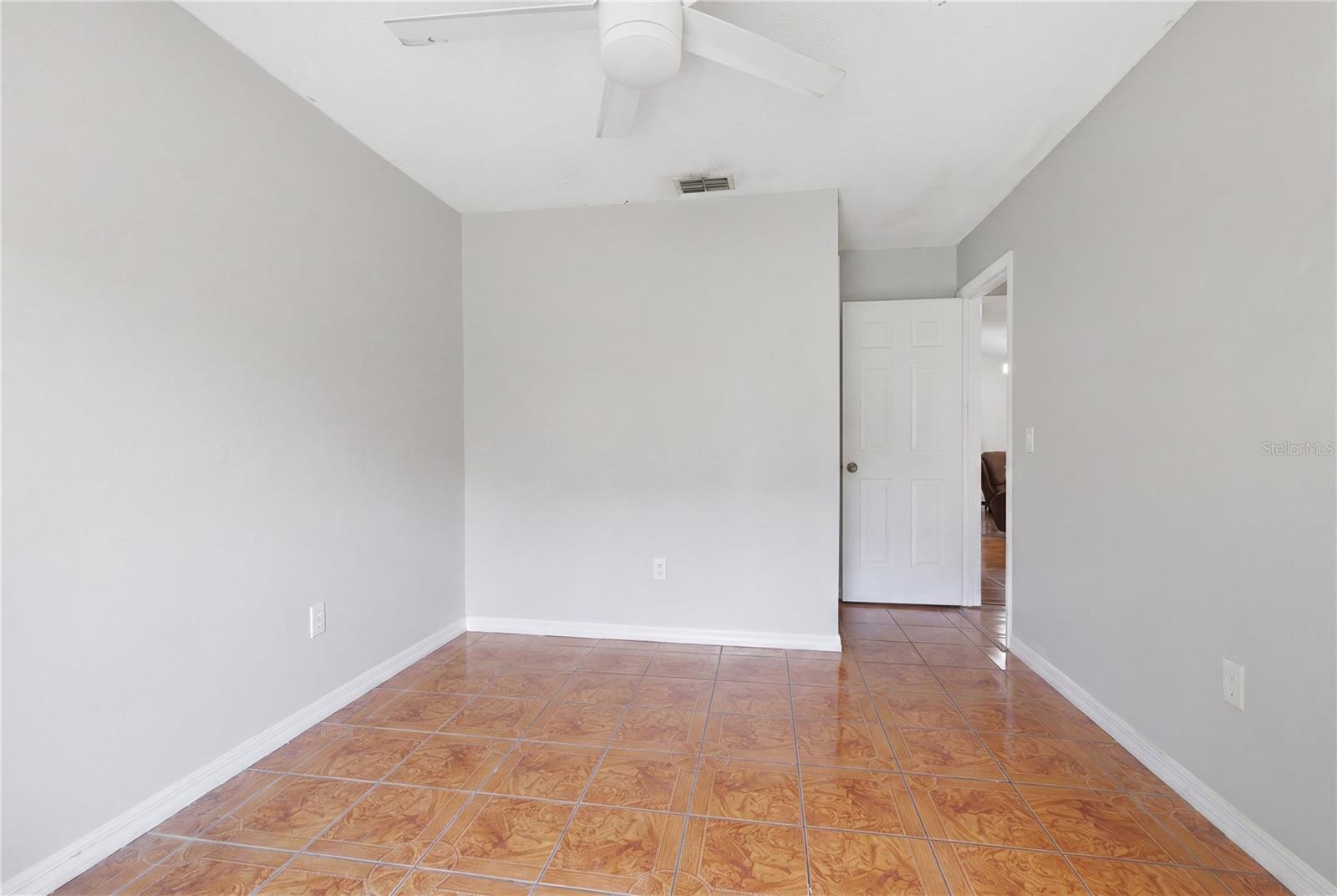 DELTONA LAKES UNIT 20 - Residential