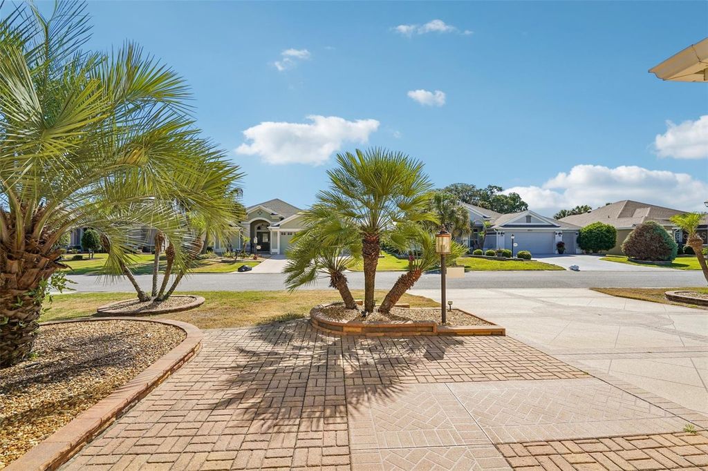 Photo of 2918 Canyon Avenue, The Villages, FL 32163 (MLS # O6401444)