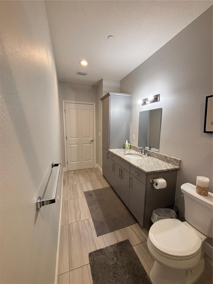 1500 STATE STREET - Residential