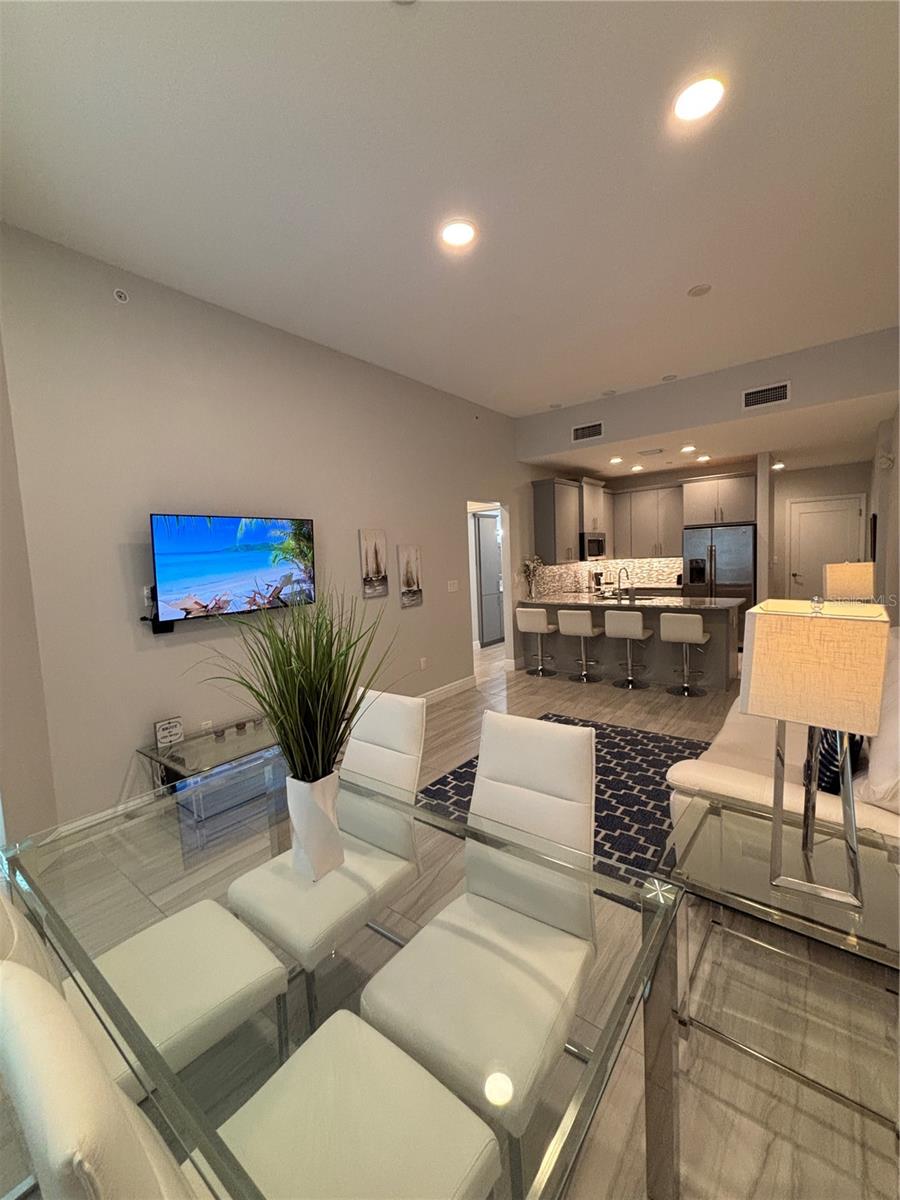 1500 STATE STREET - Residential