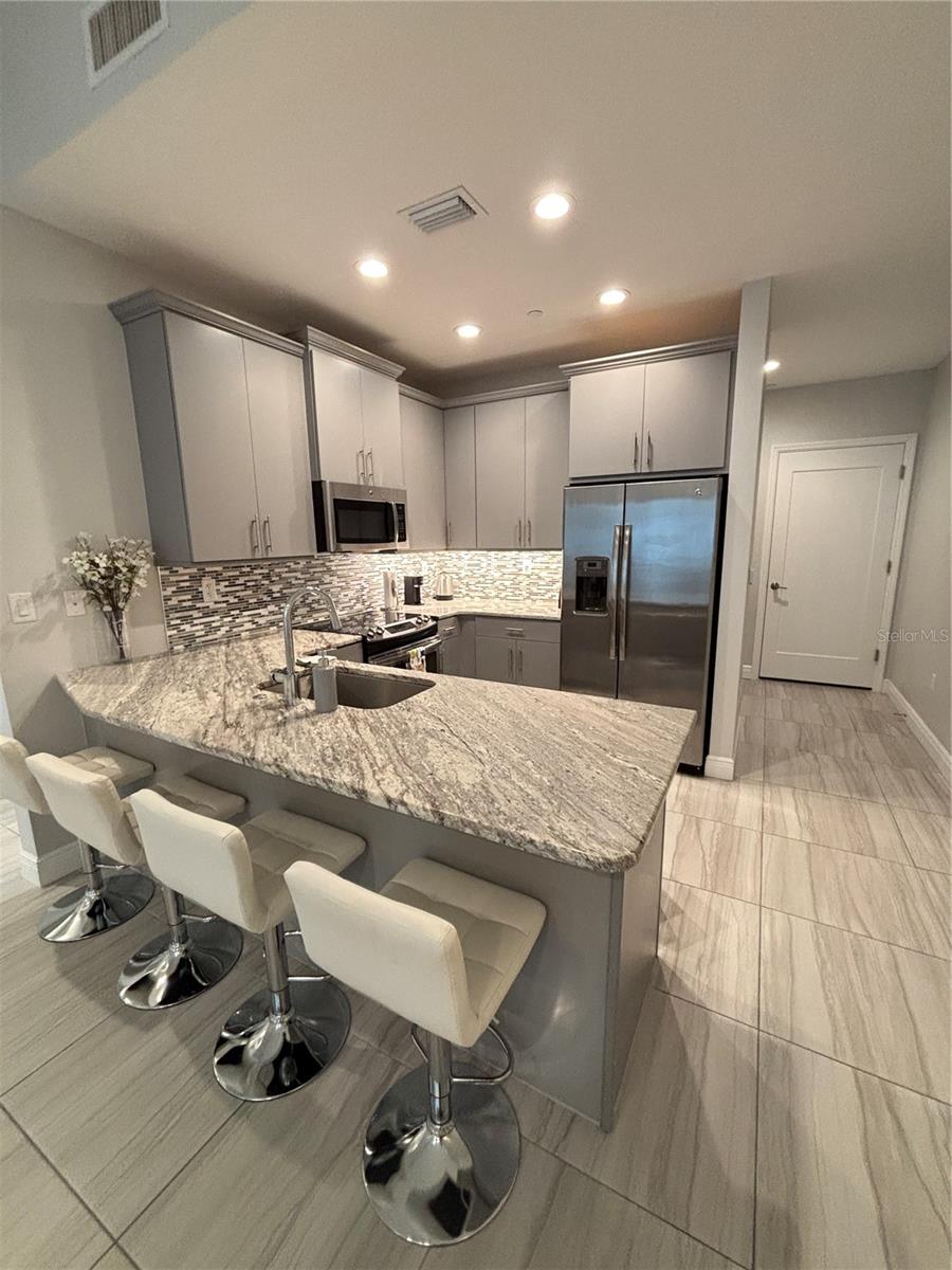 1500 STATE STREET - Residential