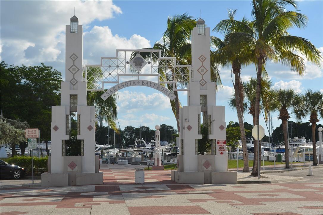 1500 STATE STREET - Residential