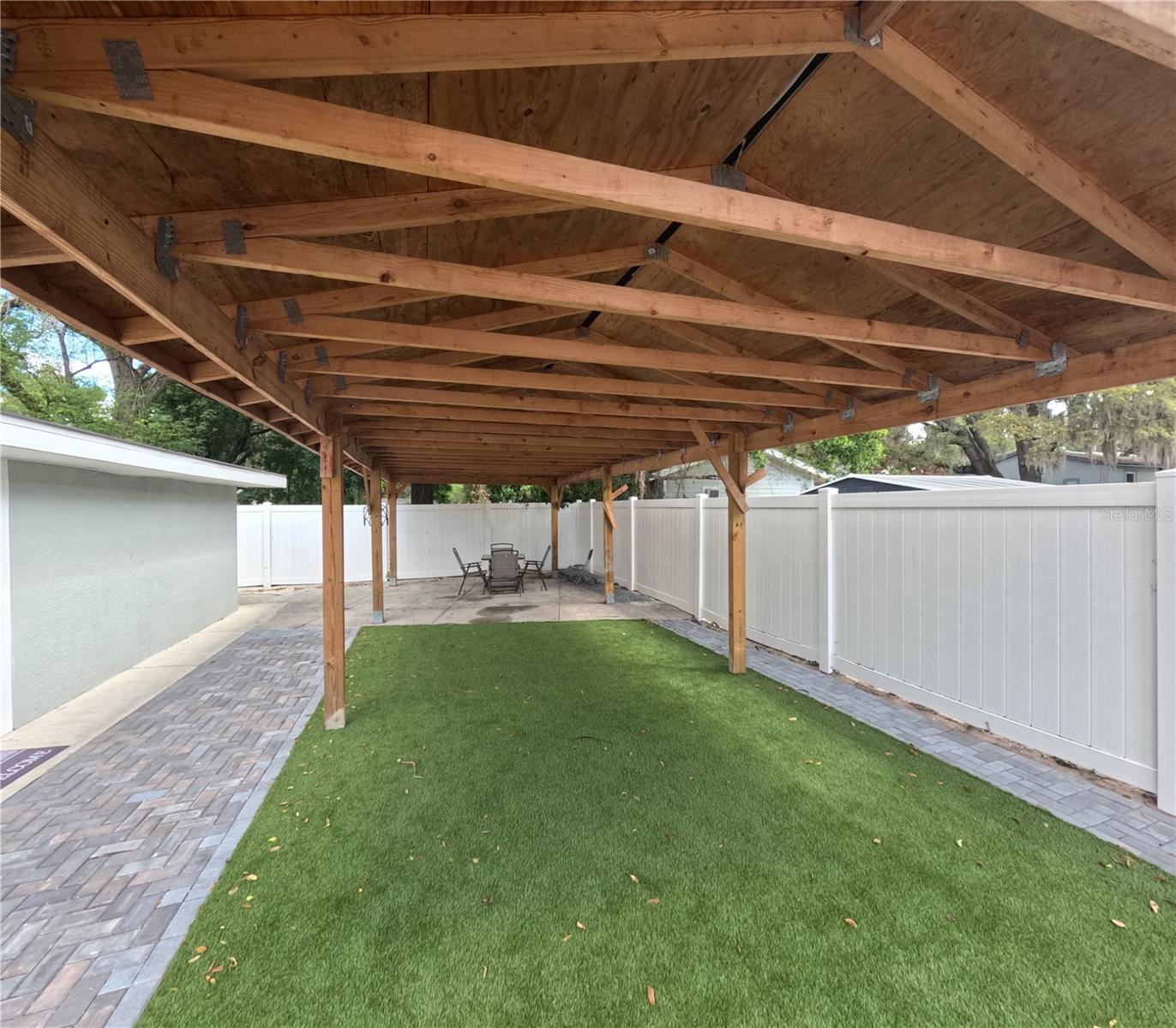 SULPHUR HILL - Residential