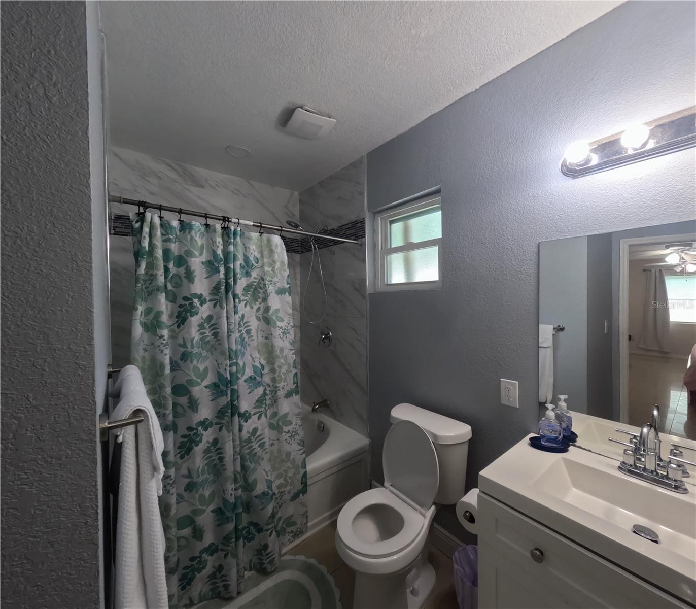 SULPHUR HILL - Residential