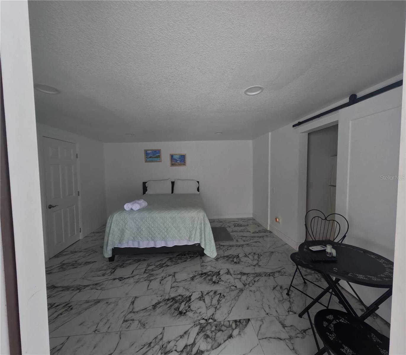 SULPHUR HILL - Residential