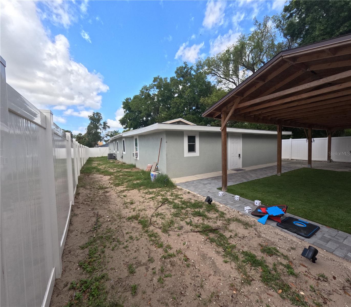 SULPHUR HILL - Residential