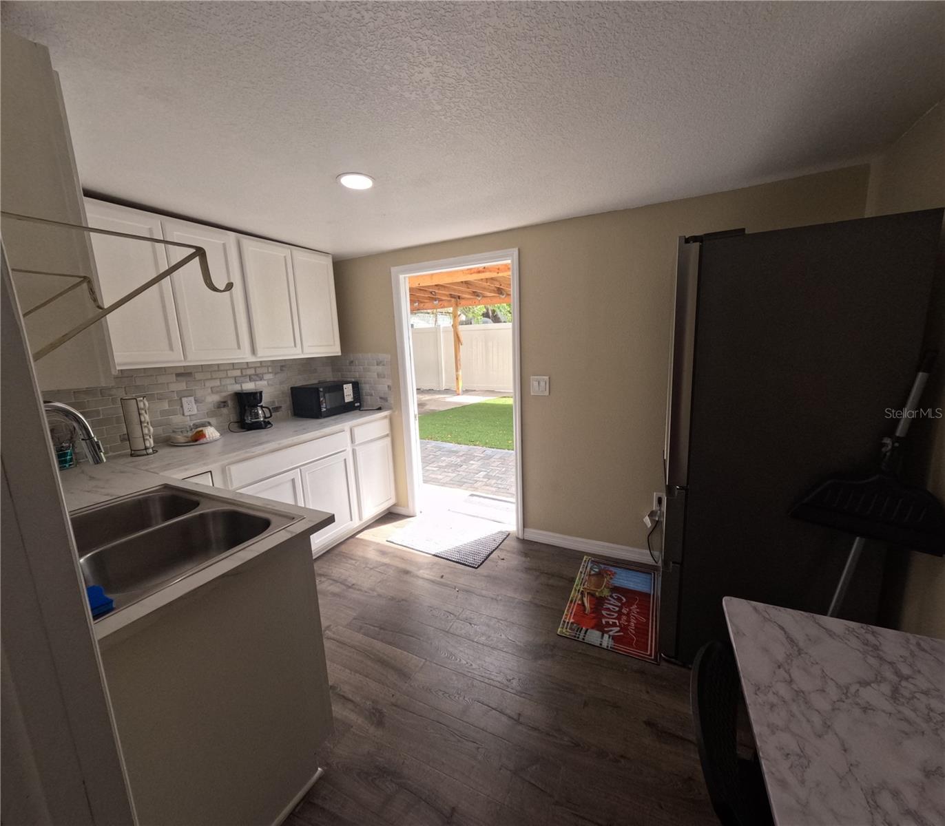 SULPHUR HILL - Residential