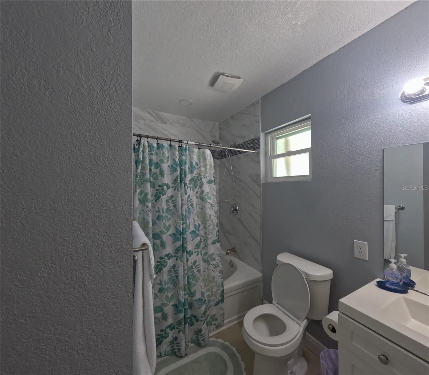 SULPHUR HILL - Residential