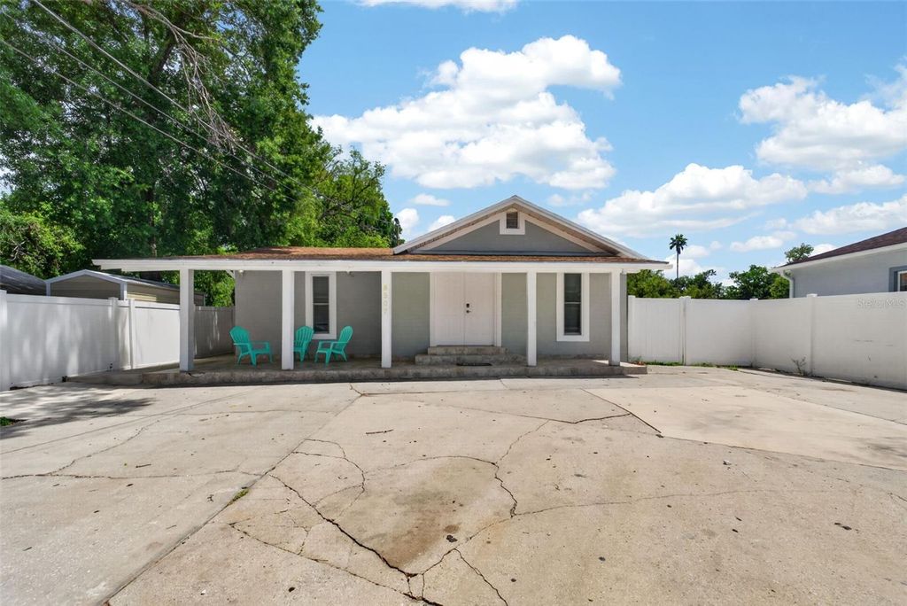 Photo of 8507 N Brooks Street, Tampa, FL 33604 (MLS # TB8496471)