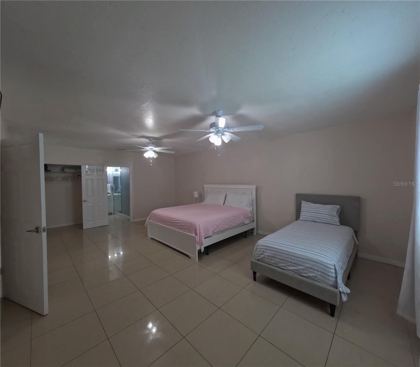 SULPHUR HILL - Residential