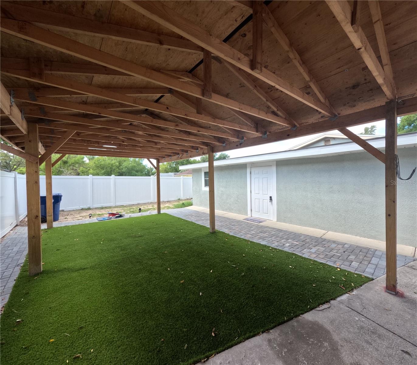 SULPHUR HILL - Residential