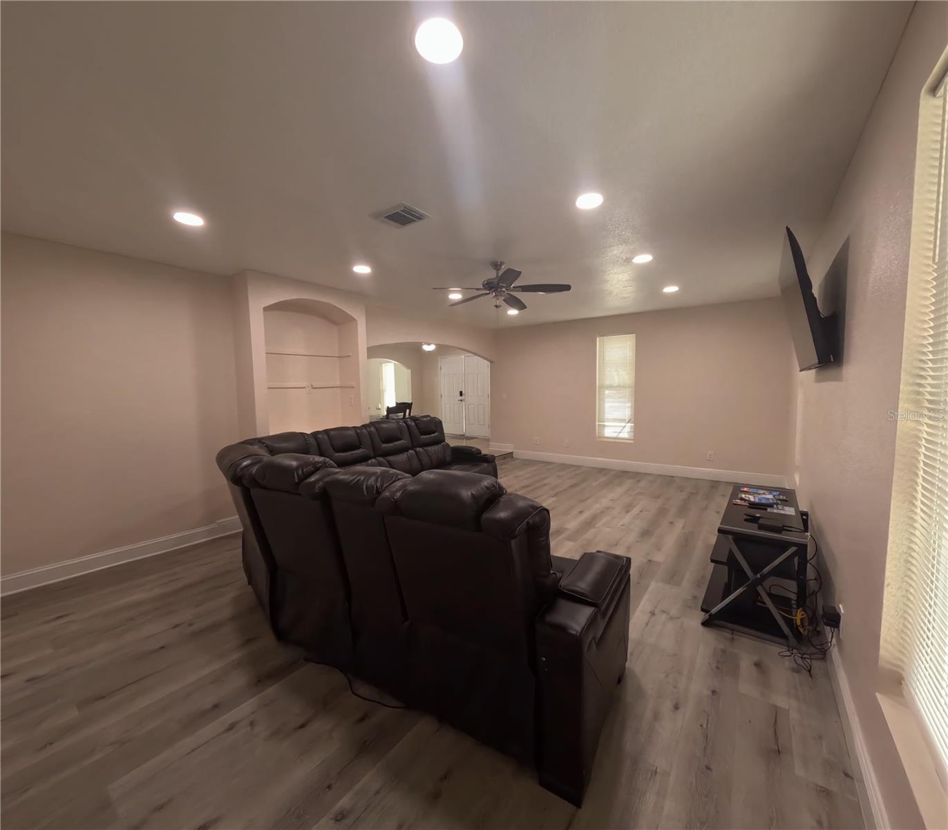 SULPHUR HILL - Residential