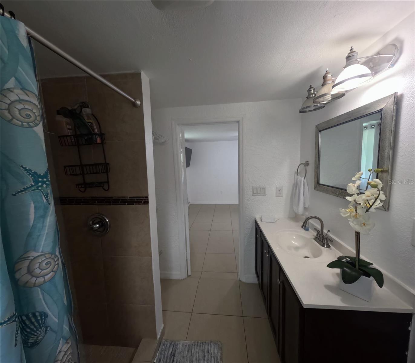 SULPHUR HILL - Residential