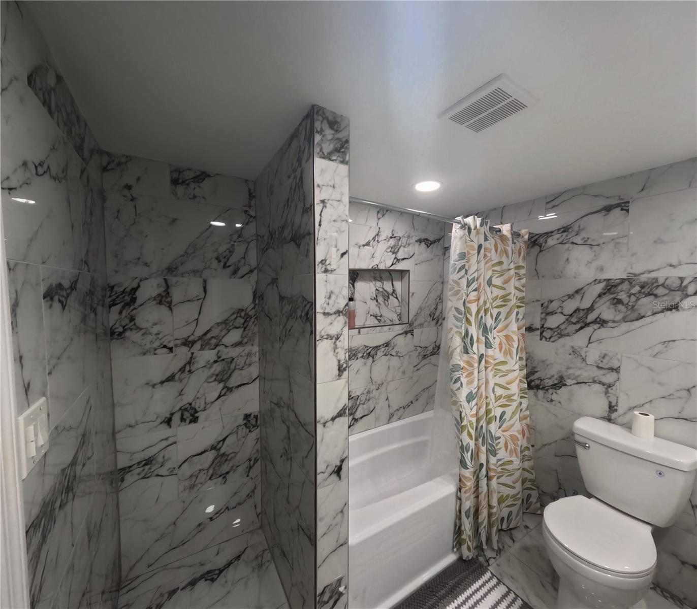 SULPHUR HILL - Residential