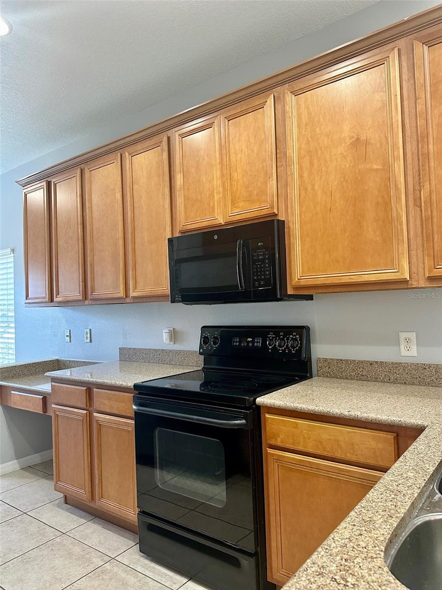 LIVE OAK PRESERVE PH 1E VILLAGE - Residential Lease