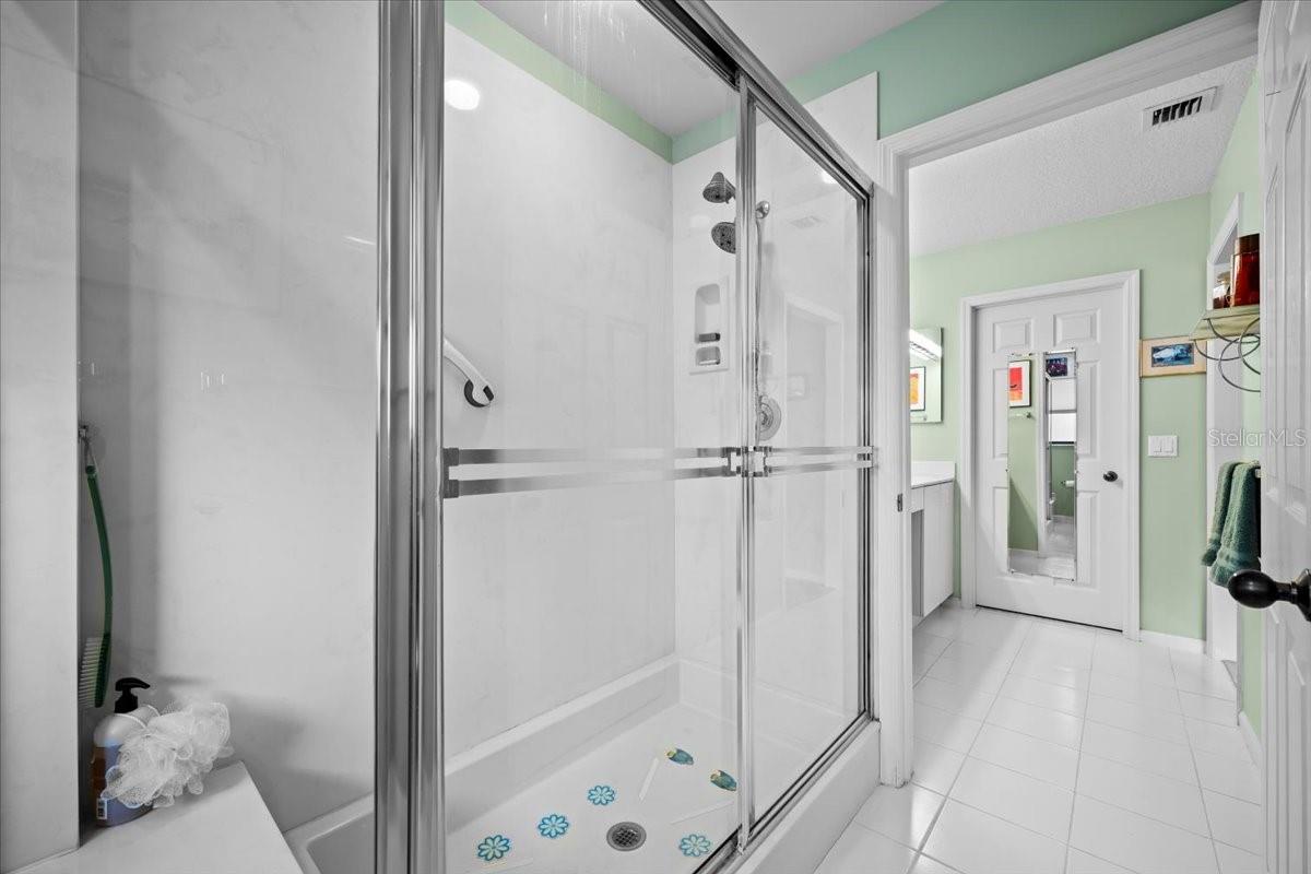 WEST BAY AT JONATHANS LANDING - Residential