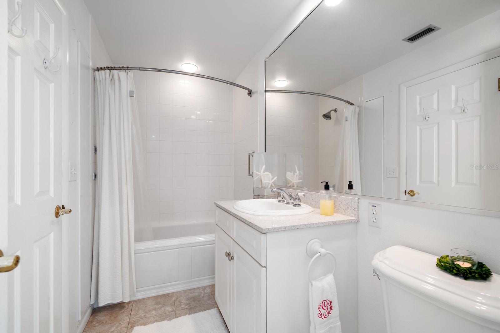 ISLAND ESTATE OF CLEARWATER UNITS 6D 7A 7C - Residential