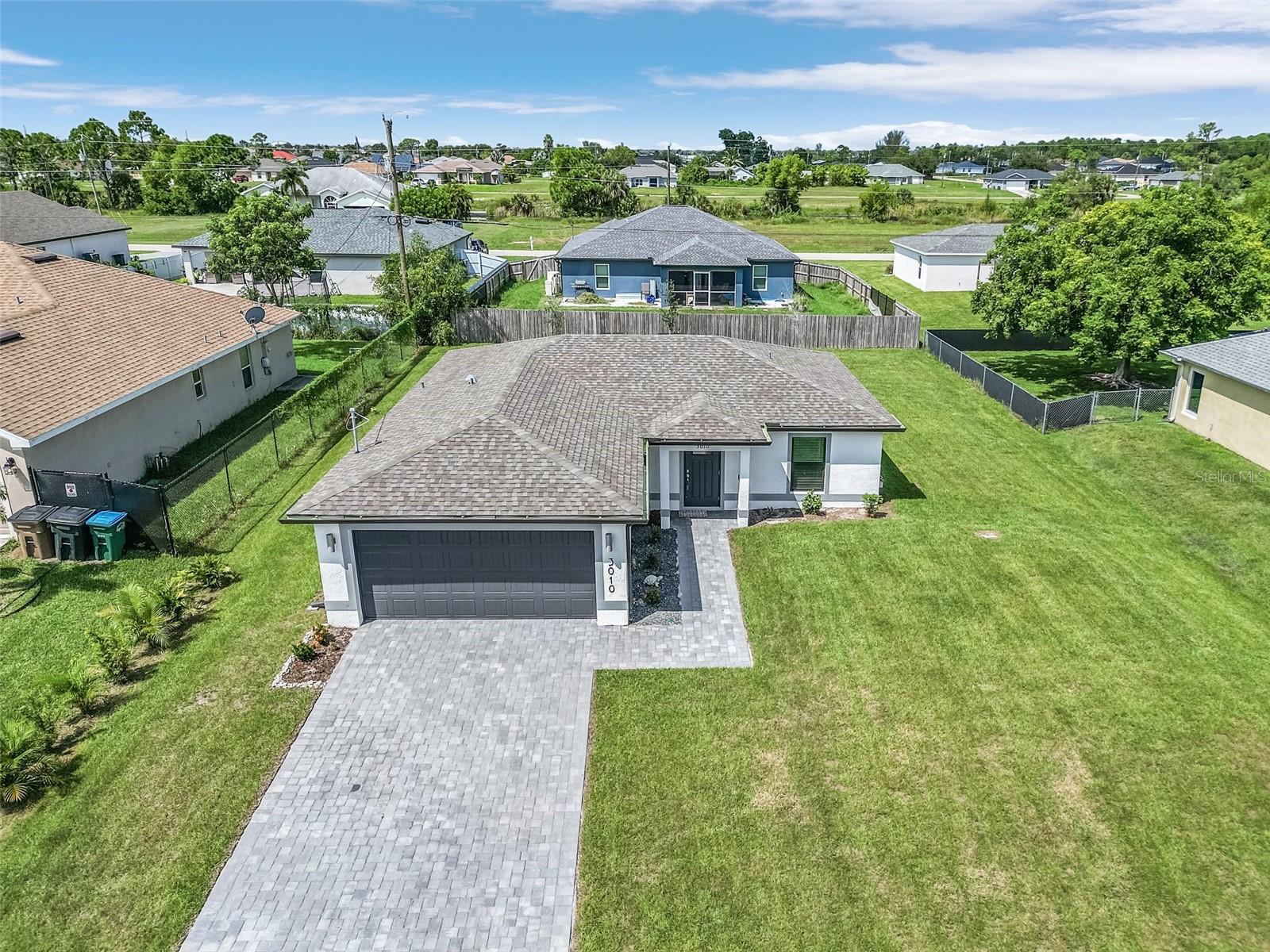 CAPE CORAL - Residential