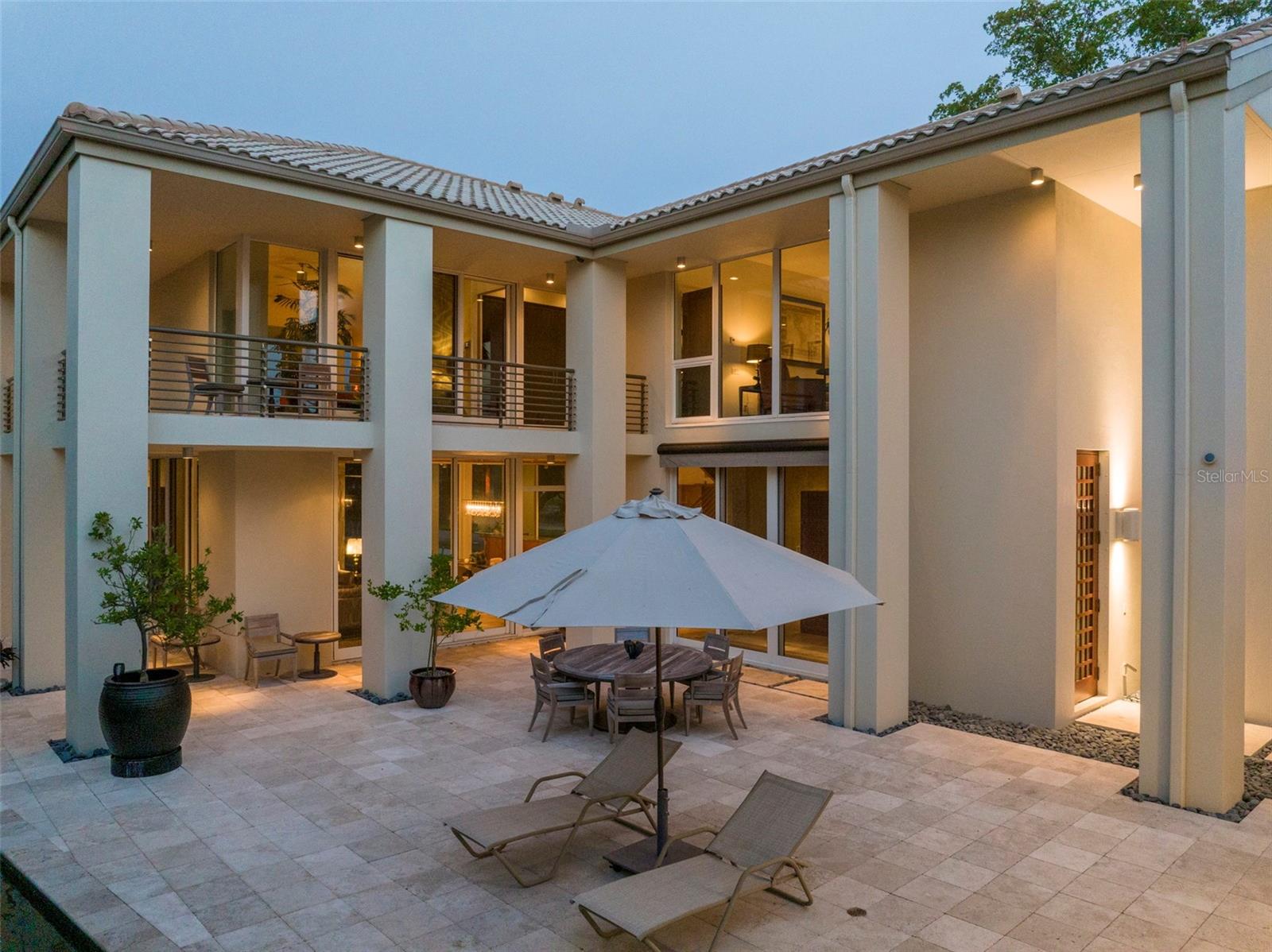 WESTON POINTE - Residential