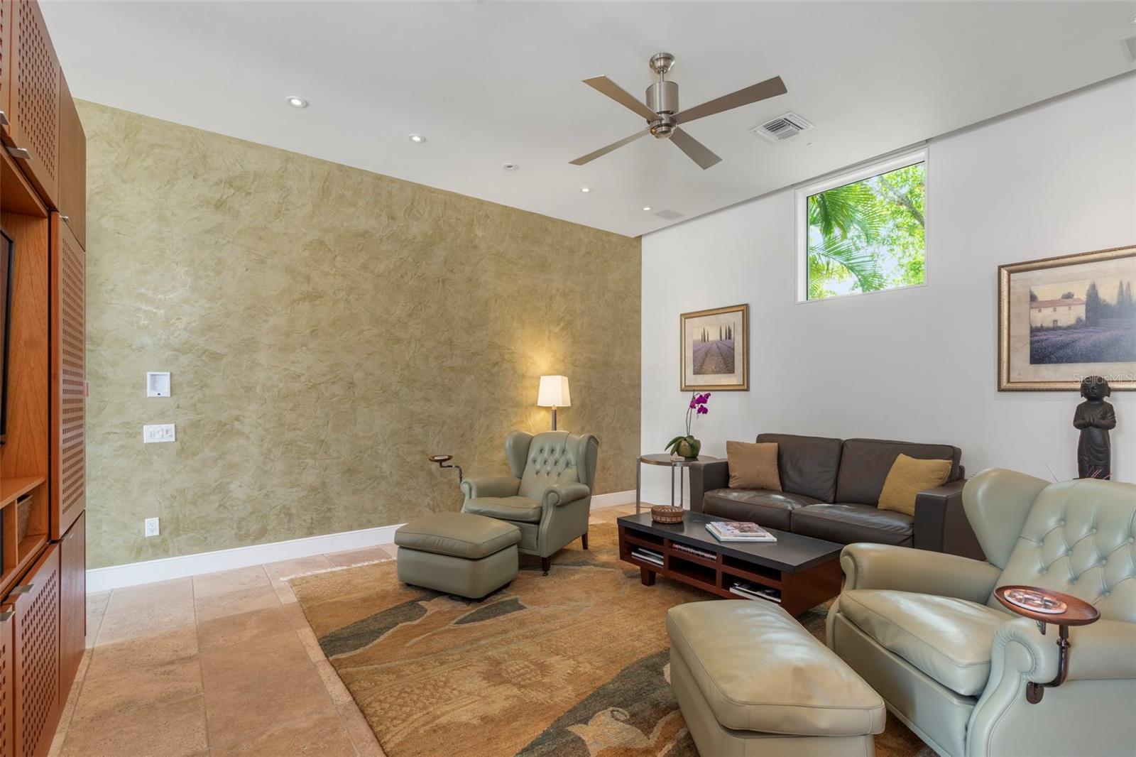 WESTON POINTE - Residential