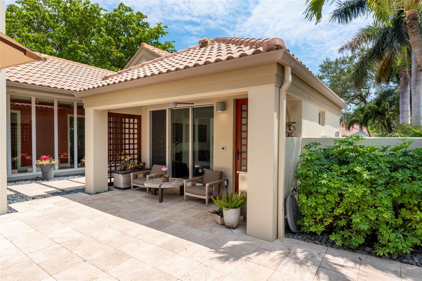 WESTON POINTE - Residential