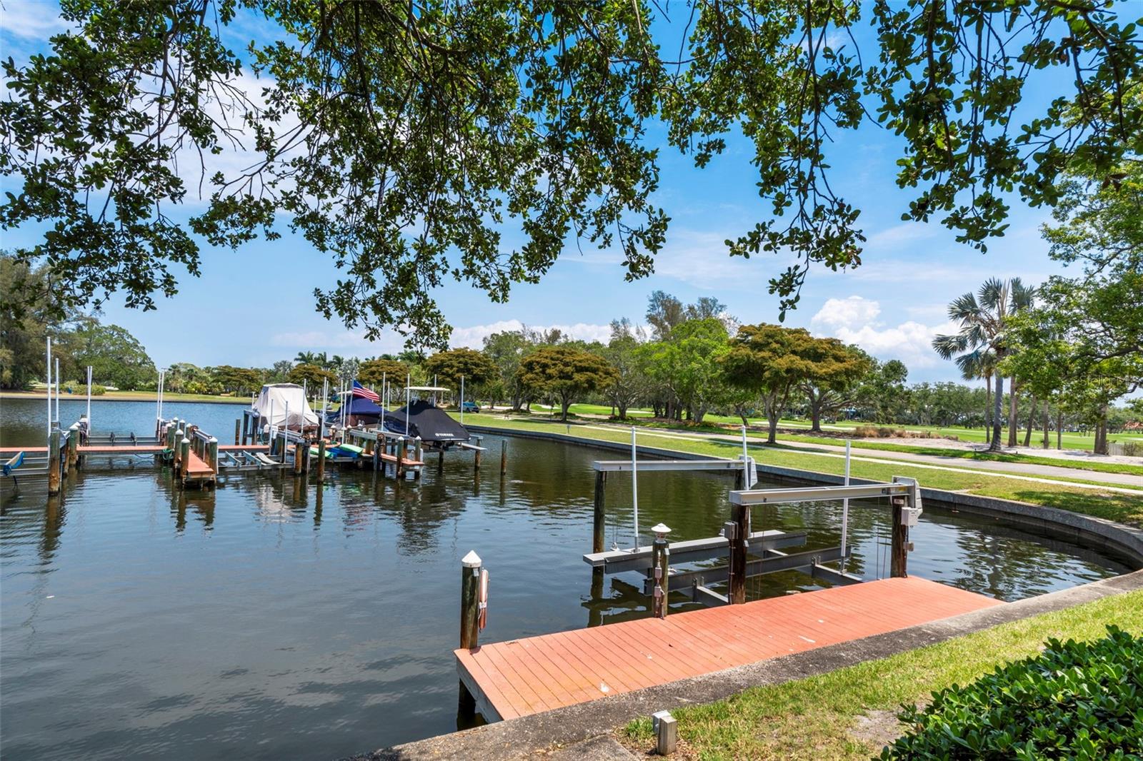 WESTON POINTE - Residential