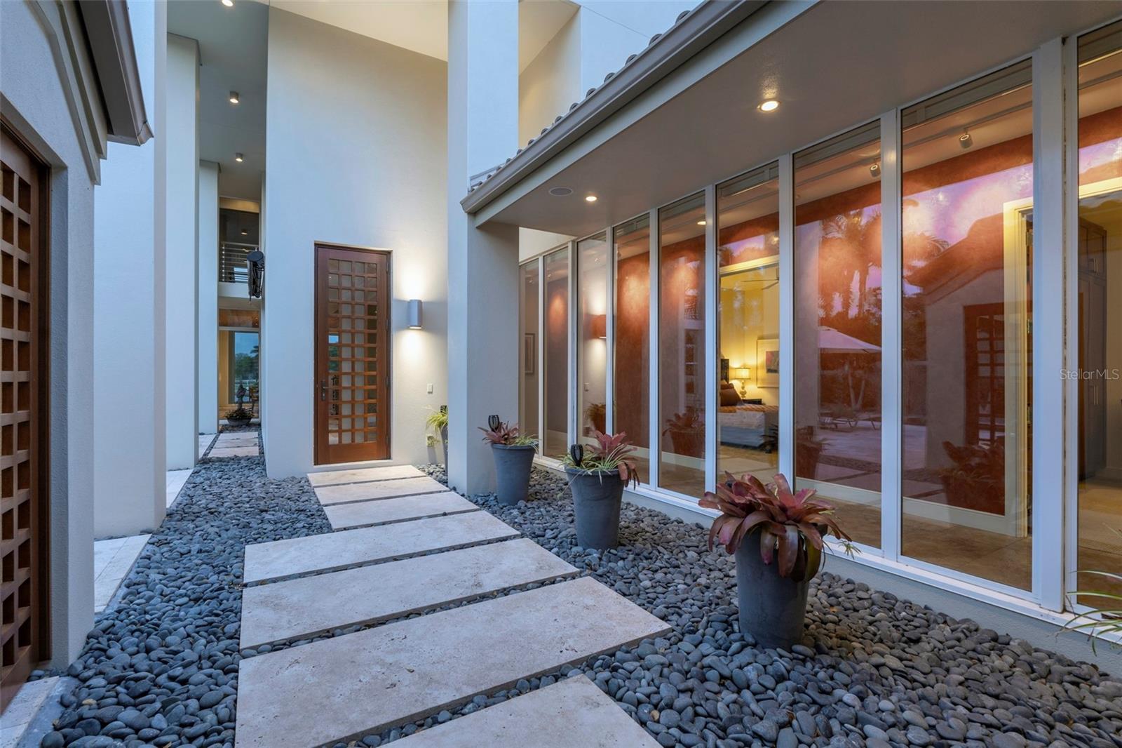 WESTON POINTE - Residential