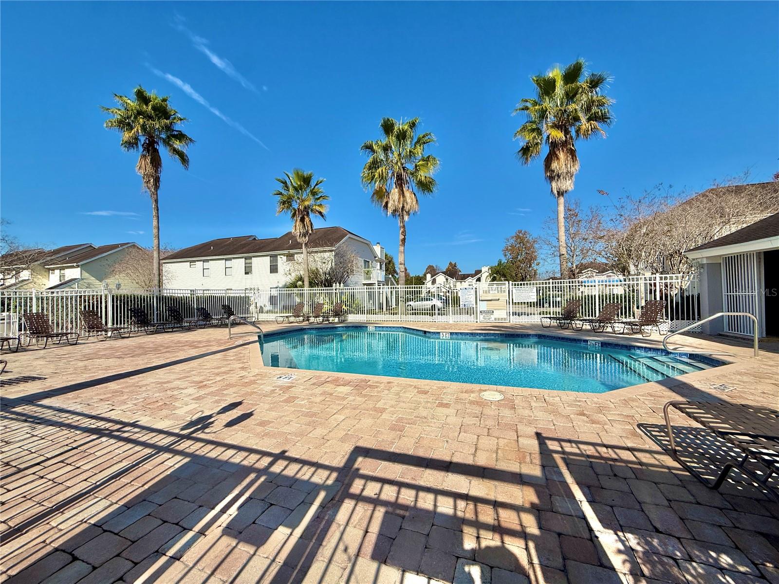 VILLAS AT SHADOW BAY THE - Residential