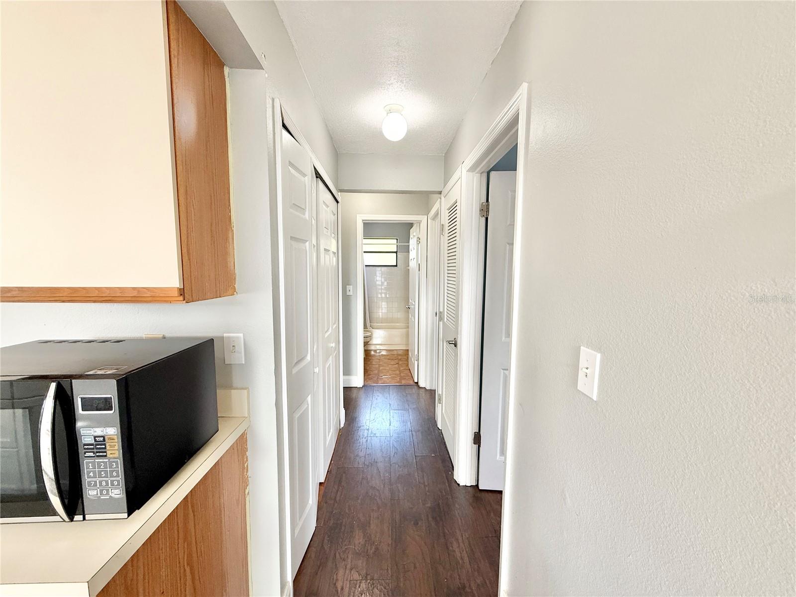 VILLAS AT SHADOW BAY THE - Residential