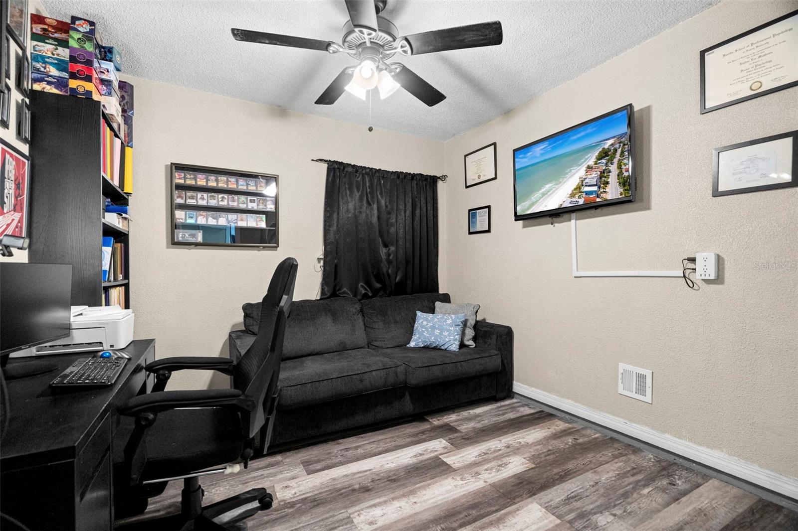 BLOOMINGDALE SEC H UNIT 03 - Residential