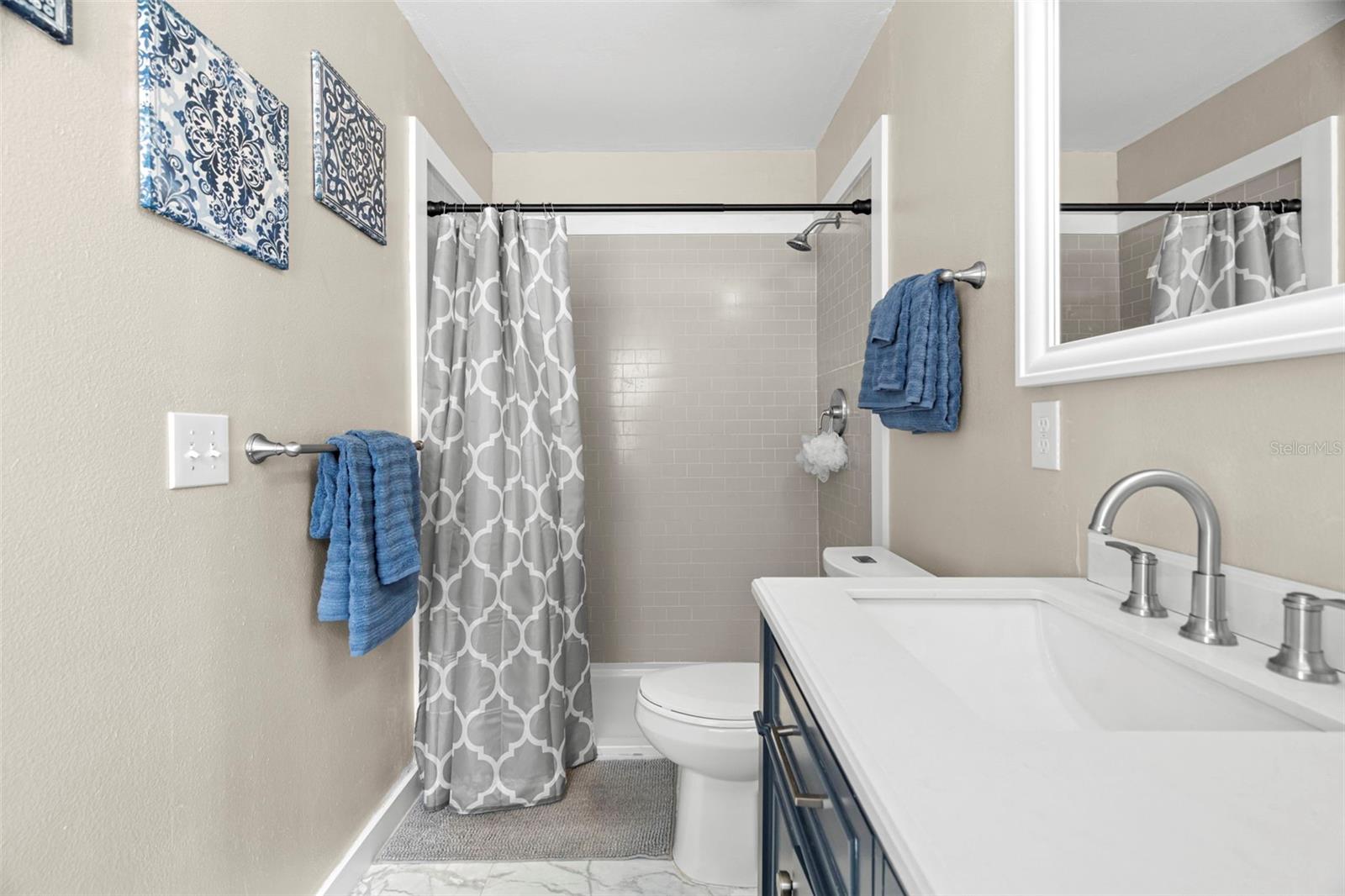 BLOOMINGDALE SEC H UNIT 03 - Residential