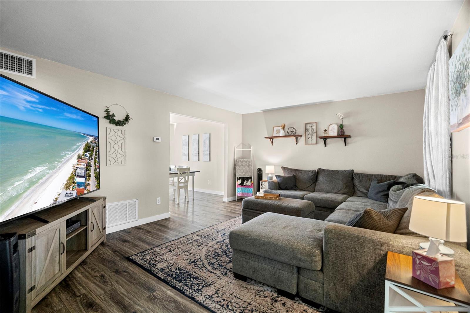 BLOOMINGDALE SEC H UNIT 03 - Residential