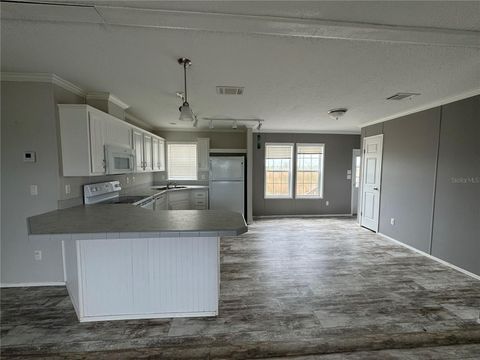 Manufactured Home in OKEECHOBEE FL 20210 254TH STREET 17.jpg