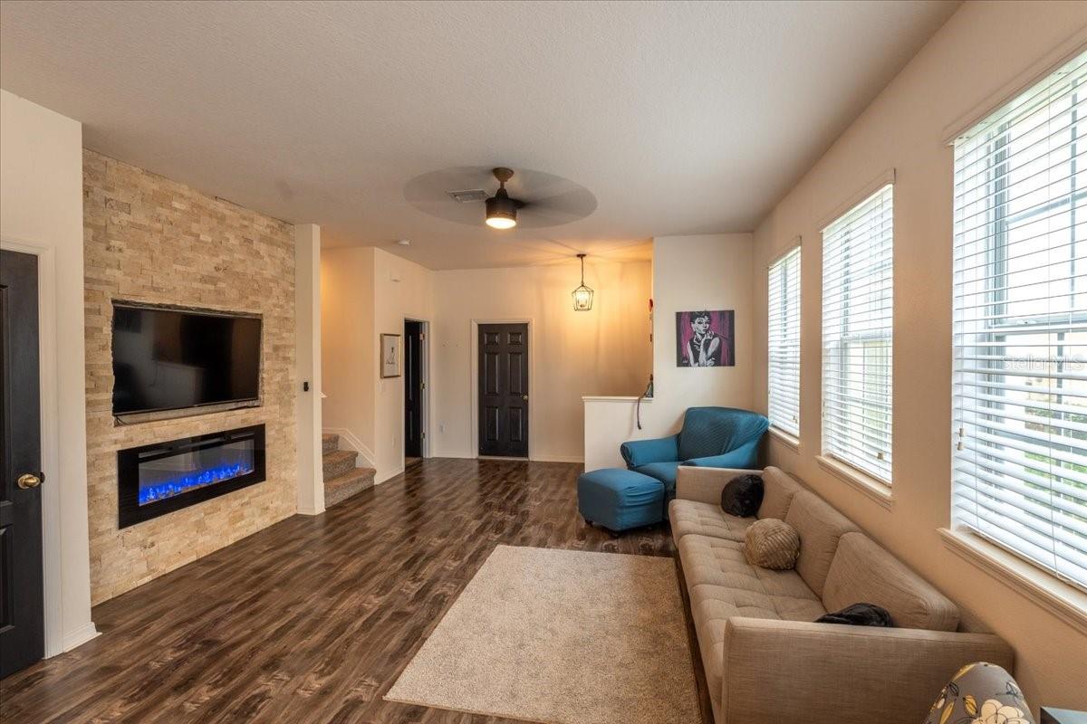 EAGLE PALM PH II - Residential